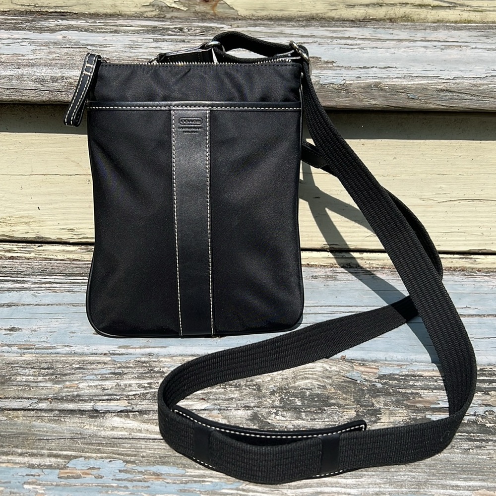 Coach Small Crossbody Black Nylon and Leather Purse Handbag Phone Bag Y2K